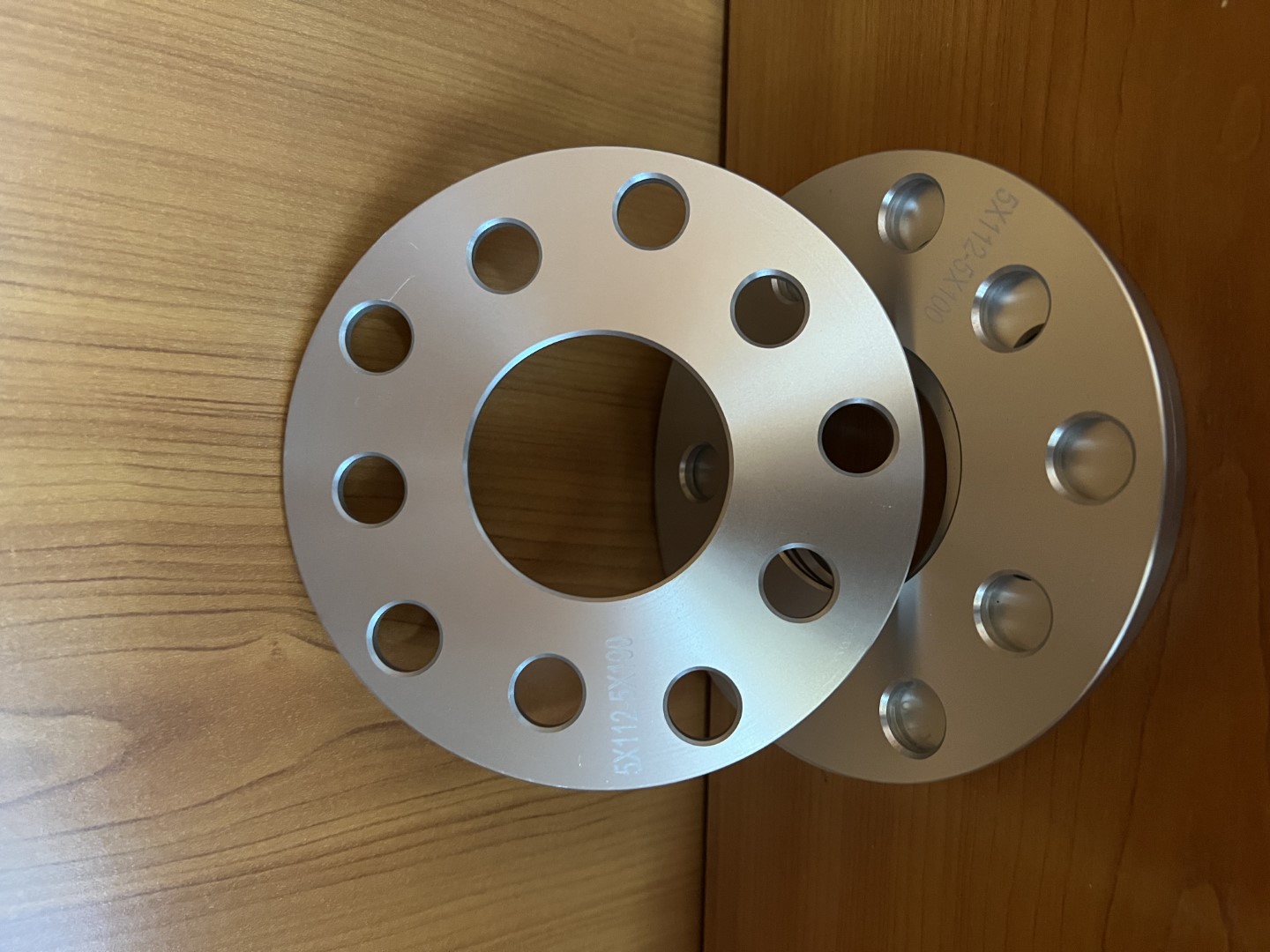 Rozširovacie podložky /  5x112 - 66,6mm - 5mm 