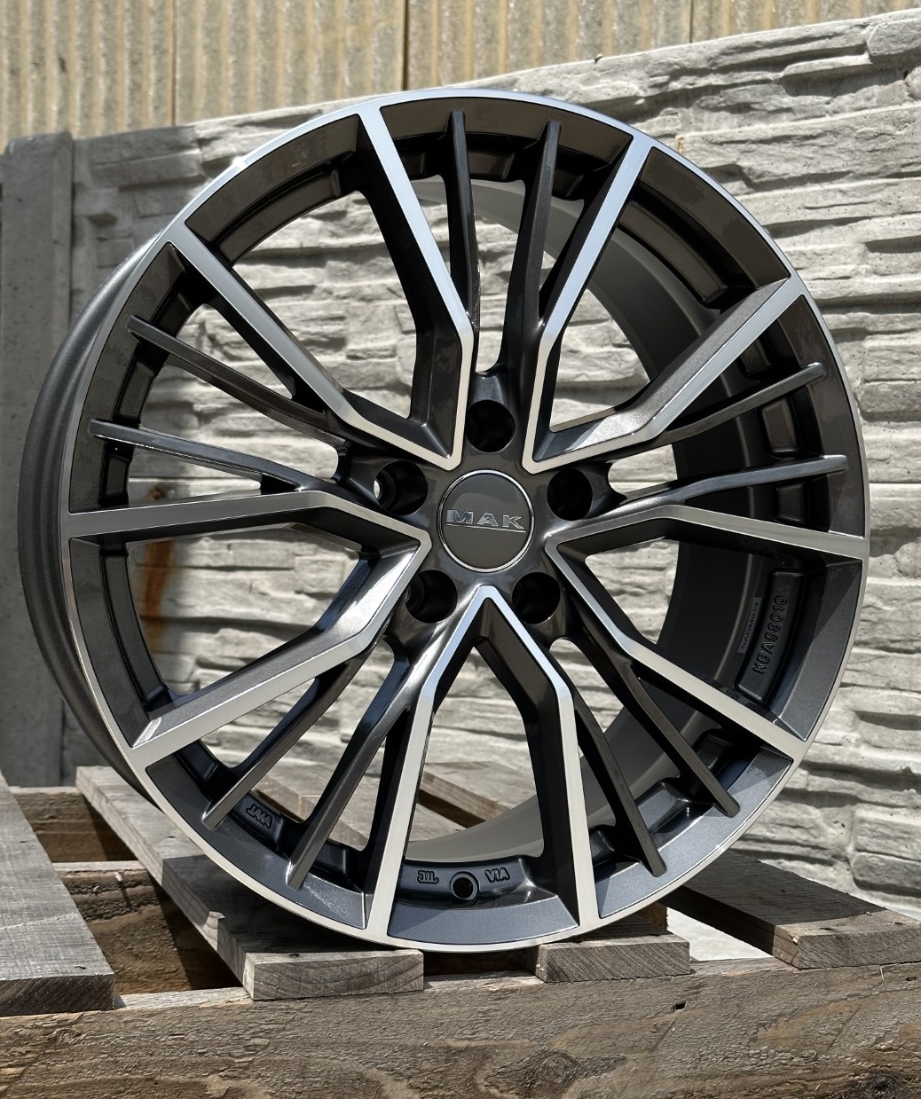 R17 5x112 (66,45) MAK UNION GUNMETAL MIRROR FACE 7.5J ET30 NEW