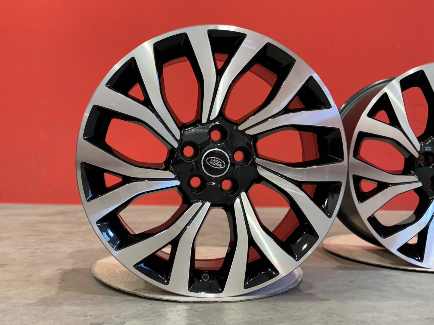 R21 5x120 Original Land Rover - Range Rover  Sport L494 -  9.5J ET49 - OE JK52-1007-DA  