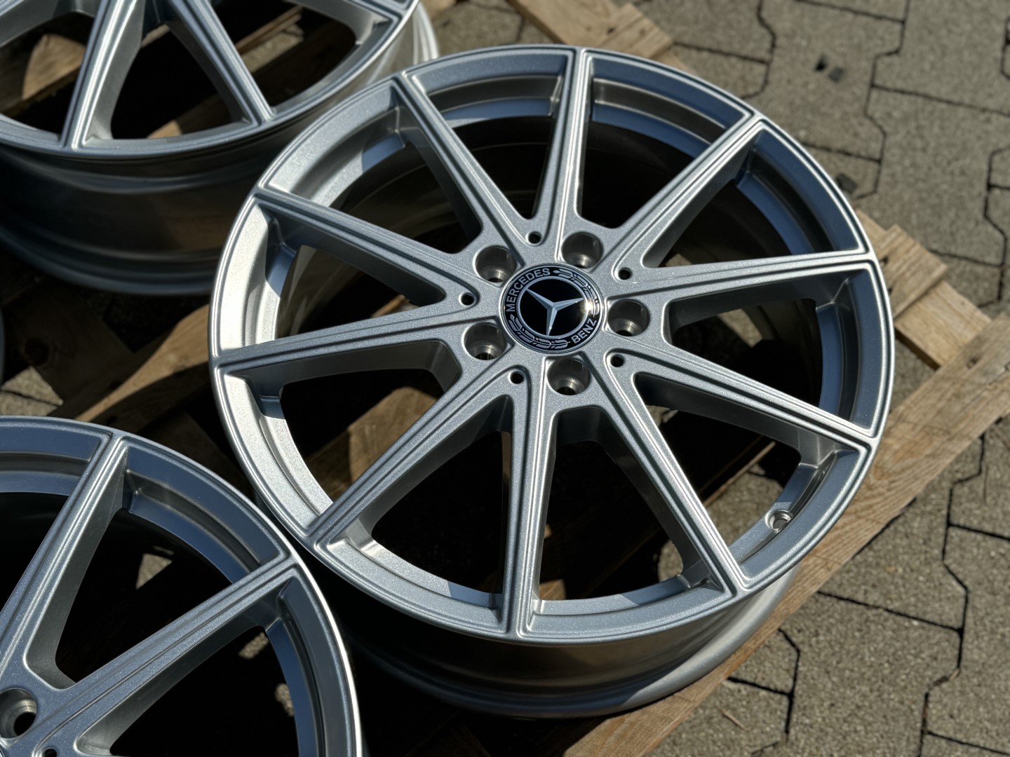 R18 5x112 Original Mercedes 7.5J ET52,5 - OE 1674010000