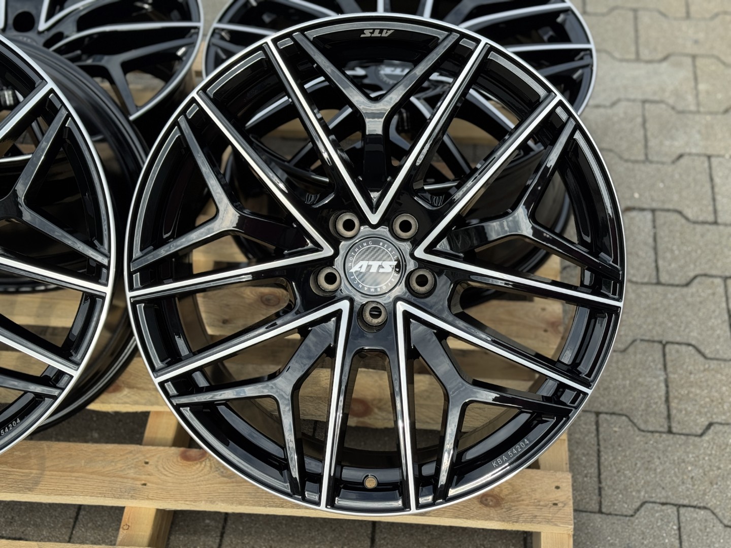 R20 5x112 (66,5) ATS PASSION 9J ET26 diamant-schwarz frontpoliert