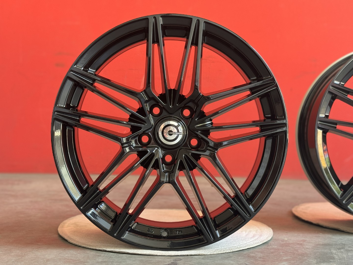 R18 5x114,3 (73,1) Carbonado Ground BG 7.5J ET40 