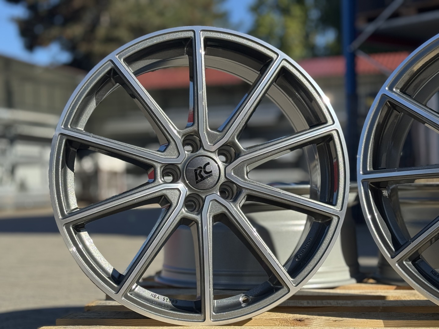 R19 5x108 (65,1) Brock RC32 HGVP 8J ET42