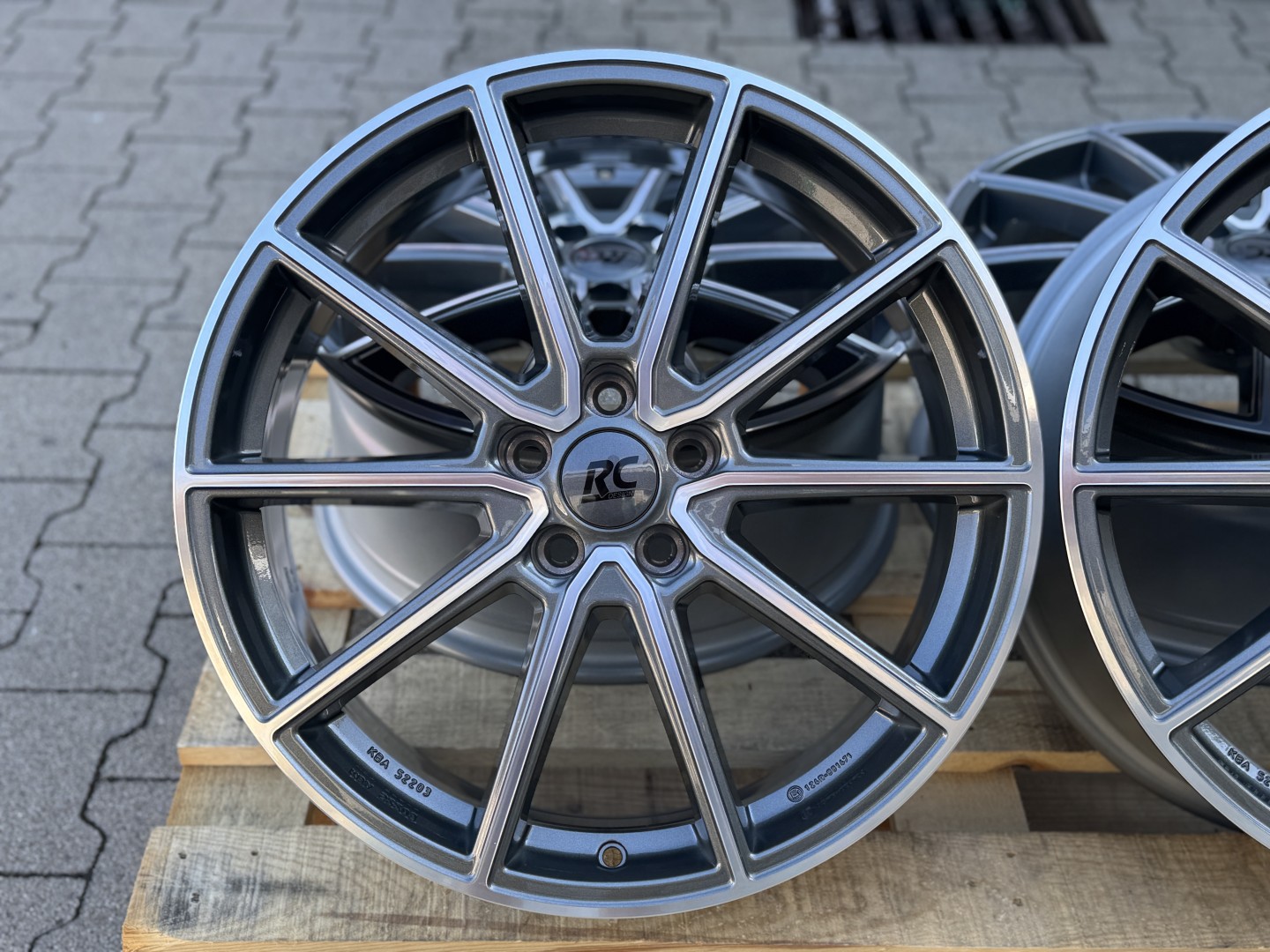 R17 5x112 (66,6) Brock RC32 HGVP 7J ET34 