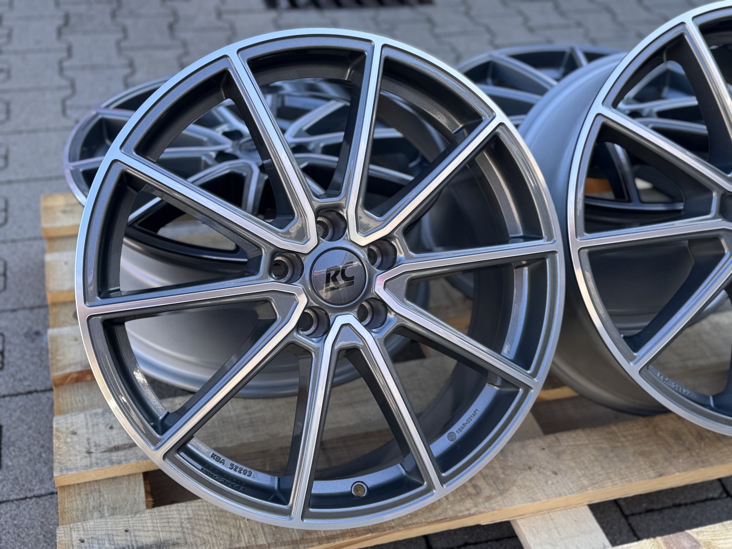 R17 5x100 (57,1) Brock RC32 HGVP 7.5J ET51