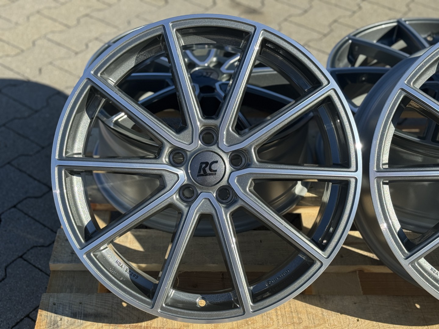 R16 5x112 (66,7) Brock RC32 HGVP 6.5J ET54 