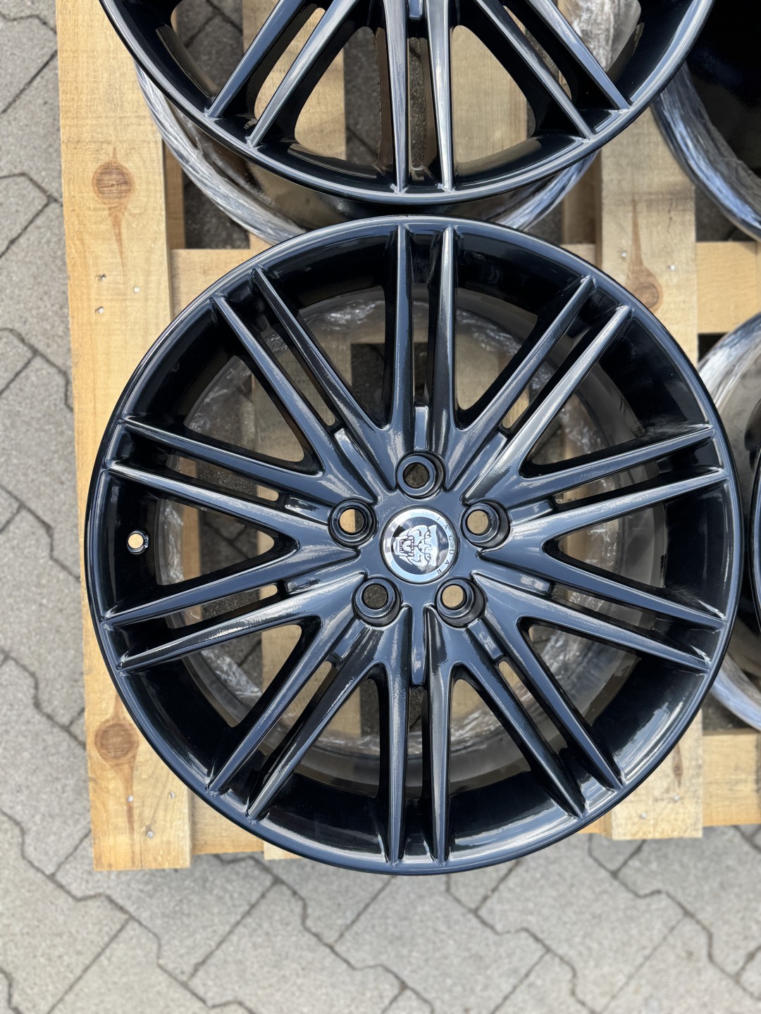 R18 5x108 Original Jaguar S Type Triton  8J ET60 X583 OE 4R83-1007-DA 
