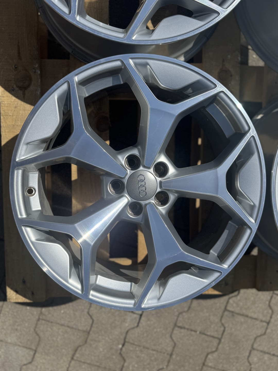R18 5x100 Original Audi A1 S1 7.5J ET46  OE 82A601025L 