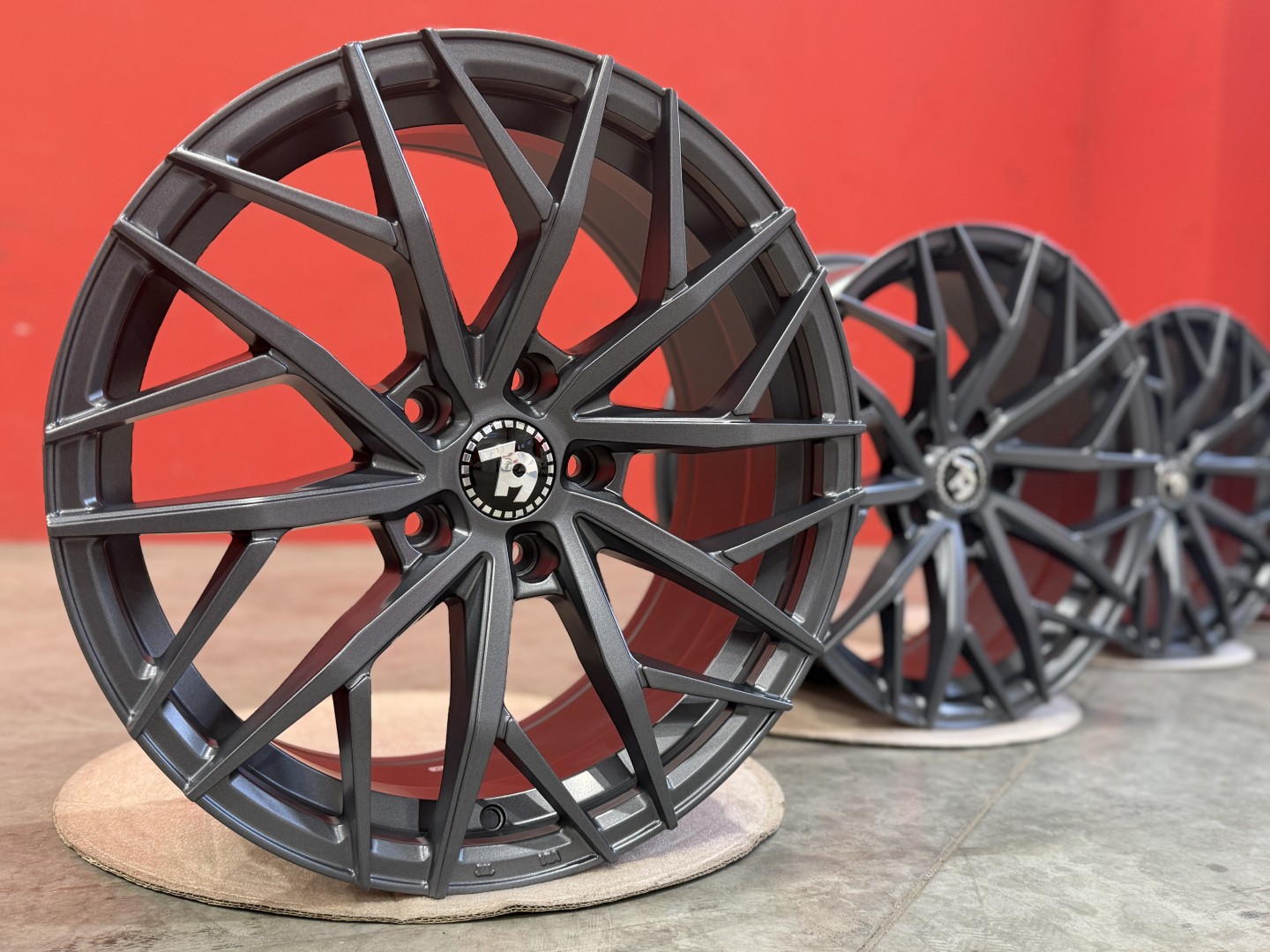 R18 5x120 (72,6) 79Wheels seventy9 SV-C TB 8J ET33 