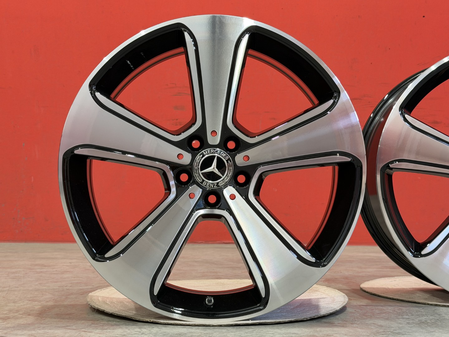 R20 5x112 Original Mercedes  GLC 8.5J ET40 - OE A2534011700 