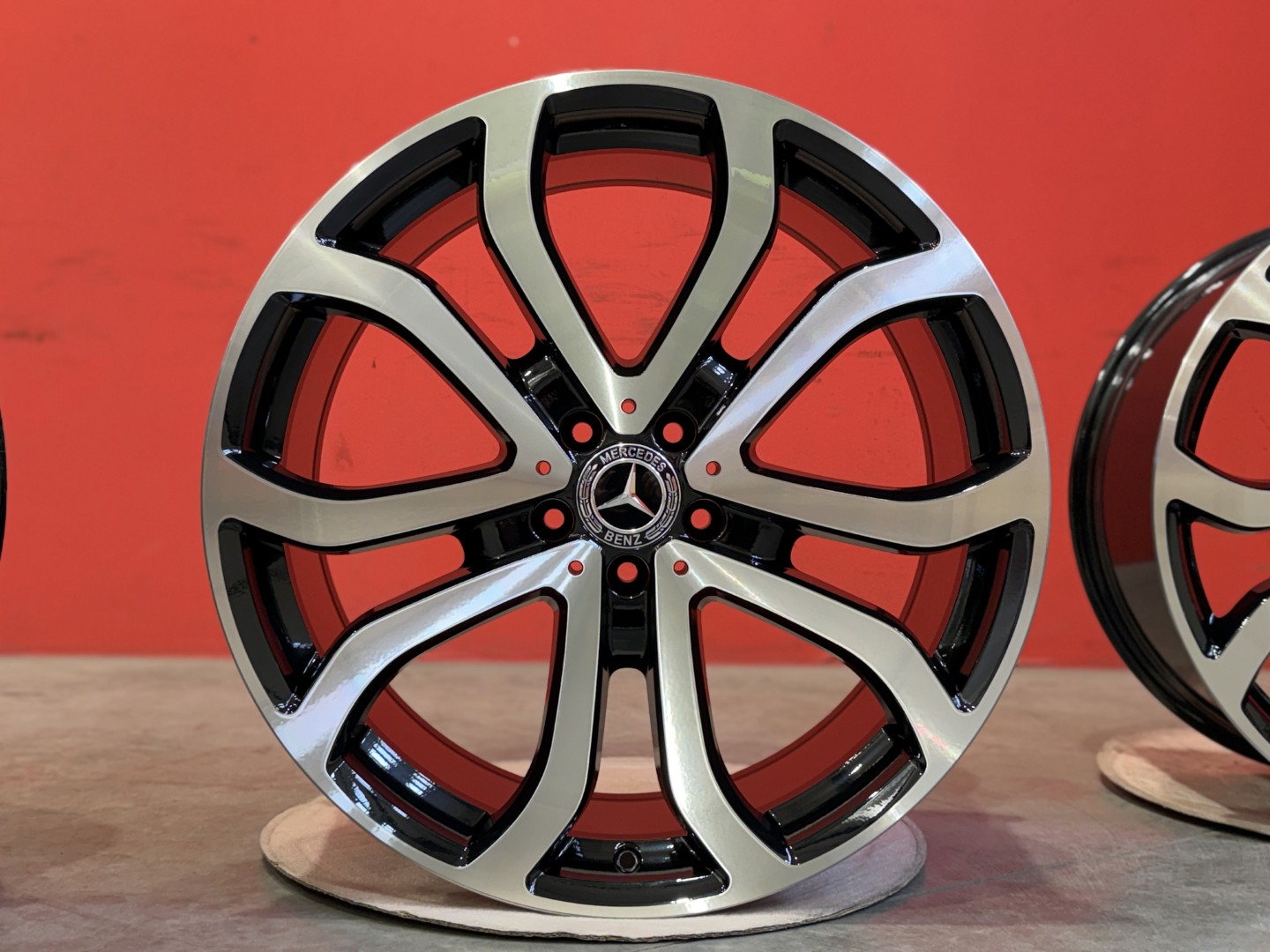 R21 5x112  Original Mercedes GLE Coupe C292  10J ET52 - A2924011400 - 11J ET38 -  A2924011500  / DVOJROZMER 