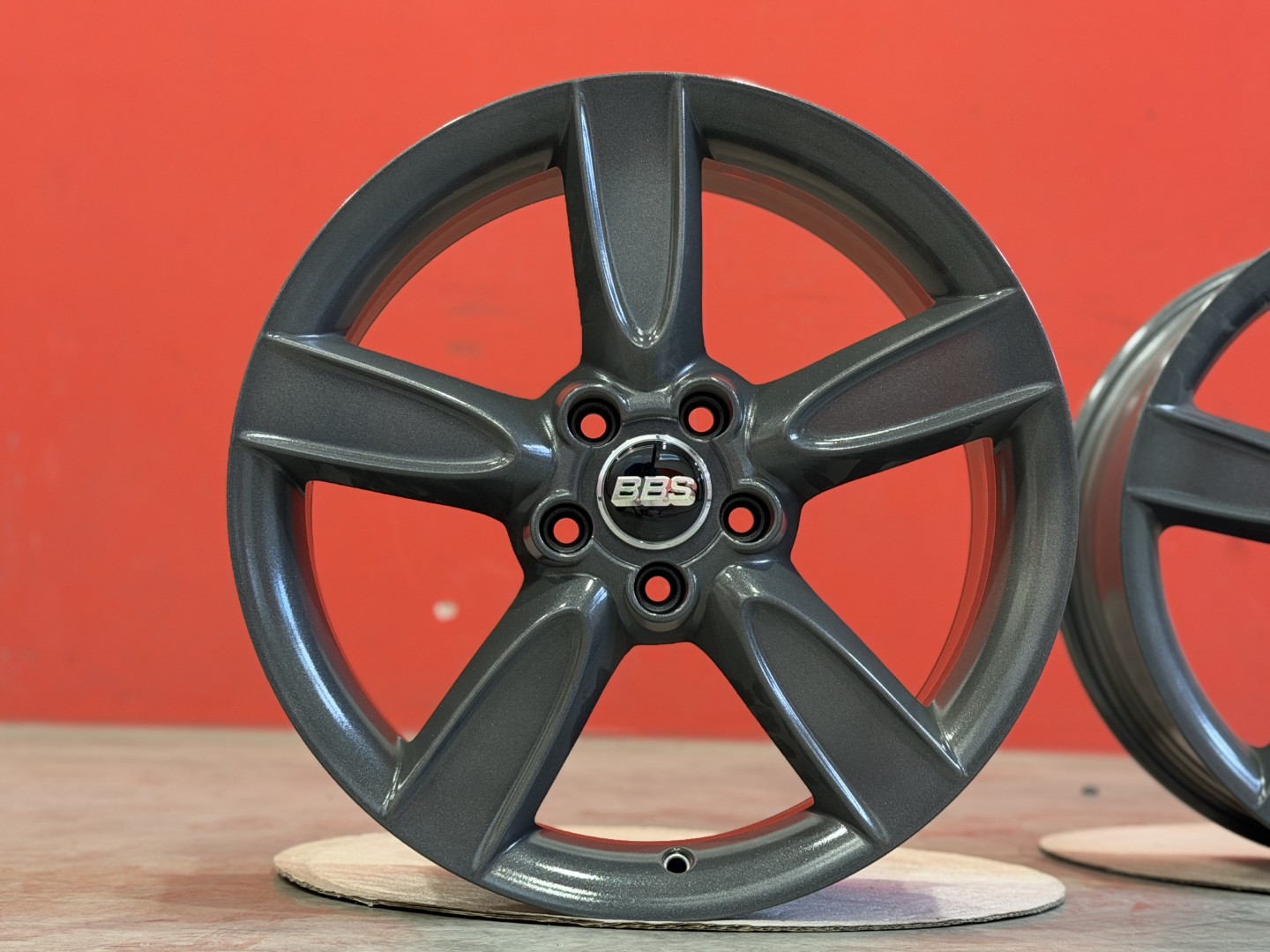 R18 5x112 Original SEAT Ronal Custom Antracit OE 5P0601025G 7.5J ET51