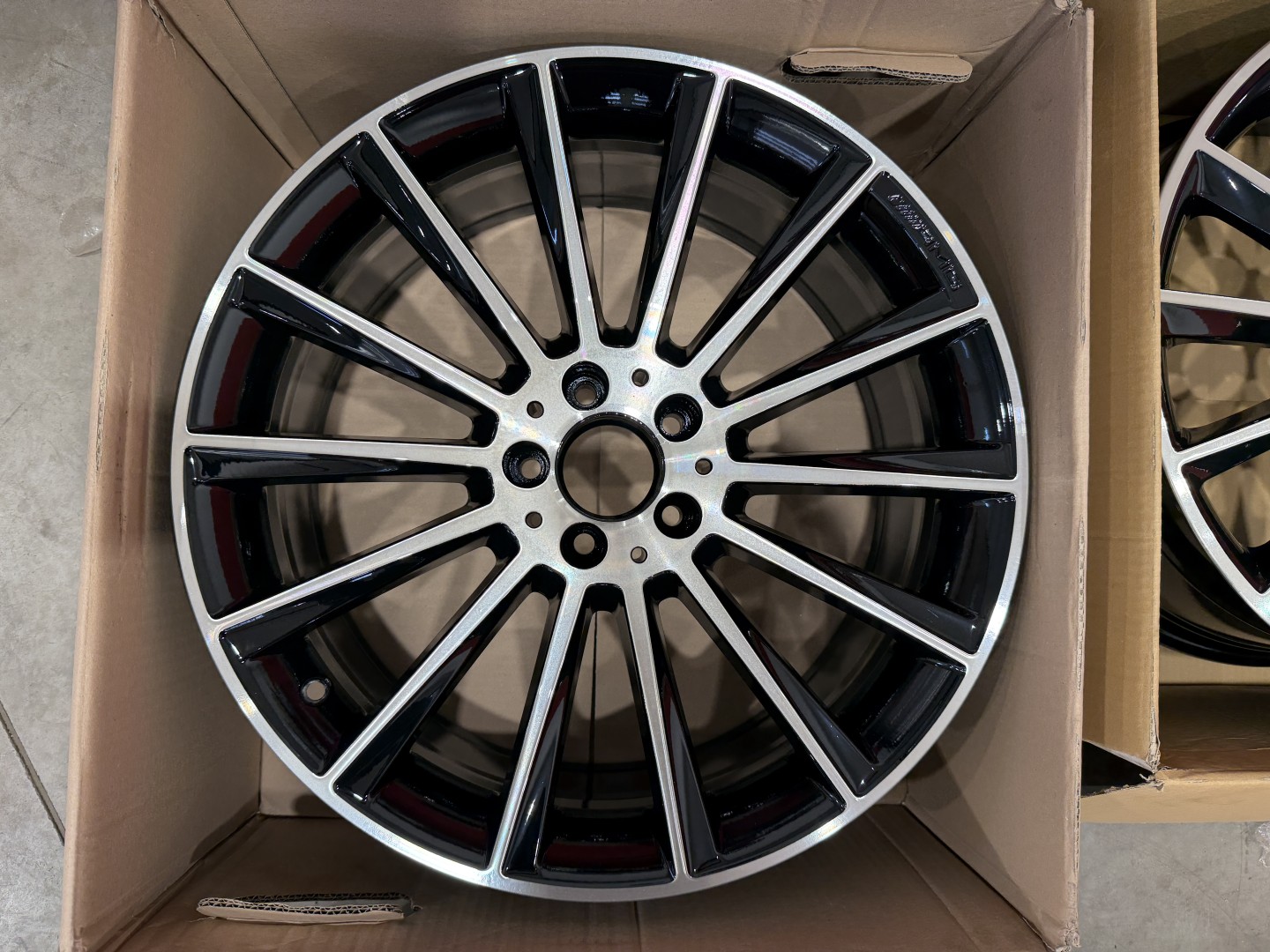 R20 Original mercedes 8.5J ET38 - A222 401 0400 / A2224010400 - 1KS! 