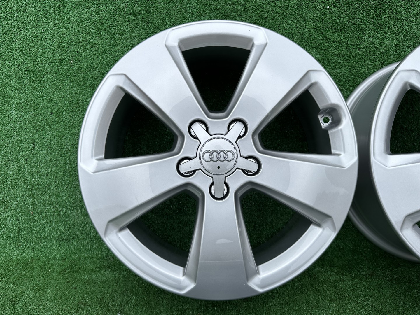 R17 5x112 Original Audi 6J ET48 OEM 8V0601025C