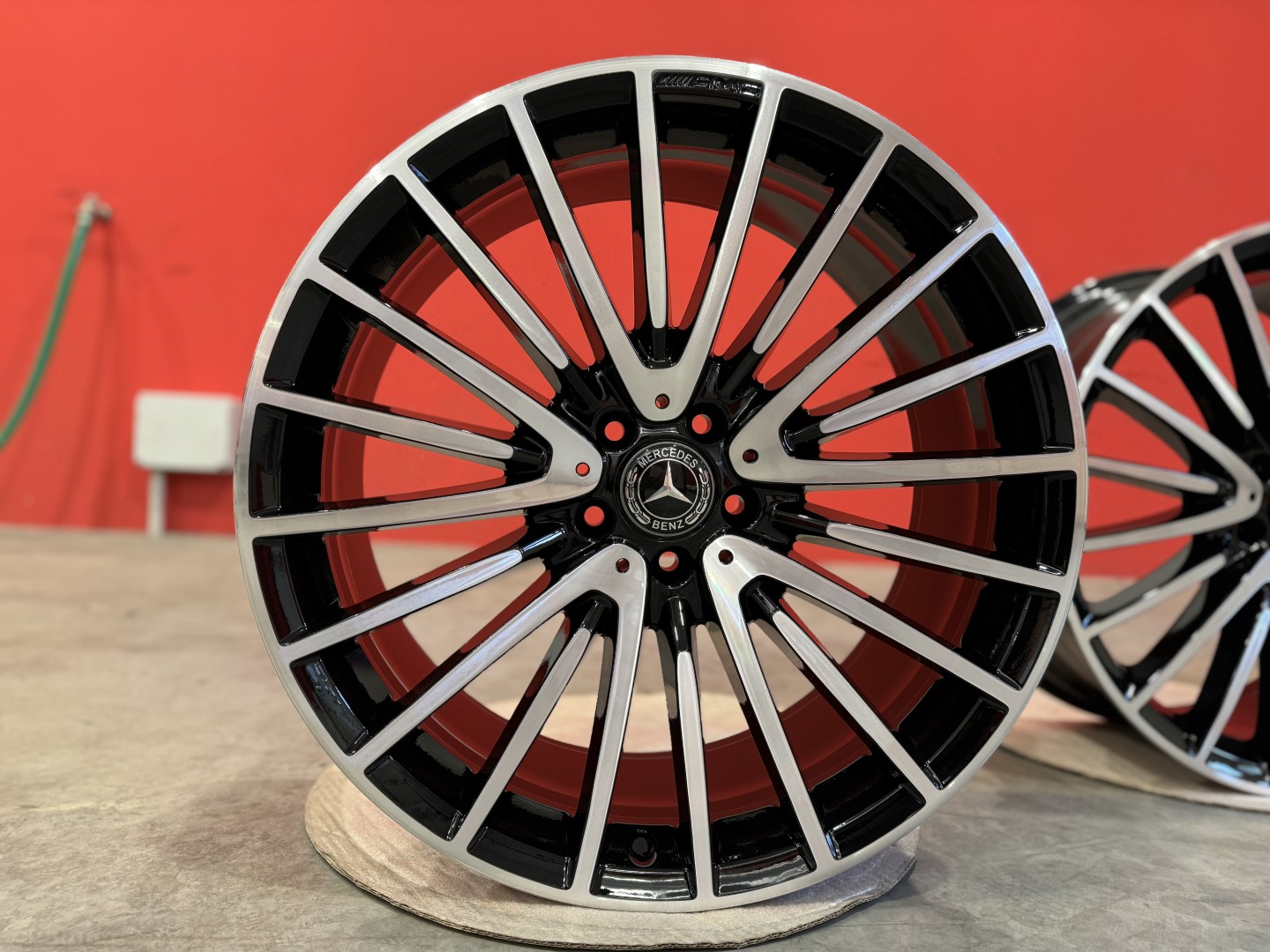 R21 5x112 Original Mercedes S-Class AMG W223 V223 Z223 9J ET34 - OE -A2234011700 + 10J ET48 OE A2234011800 