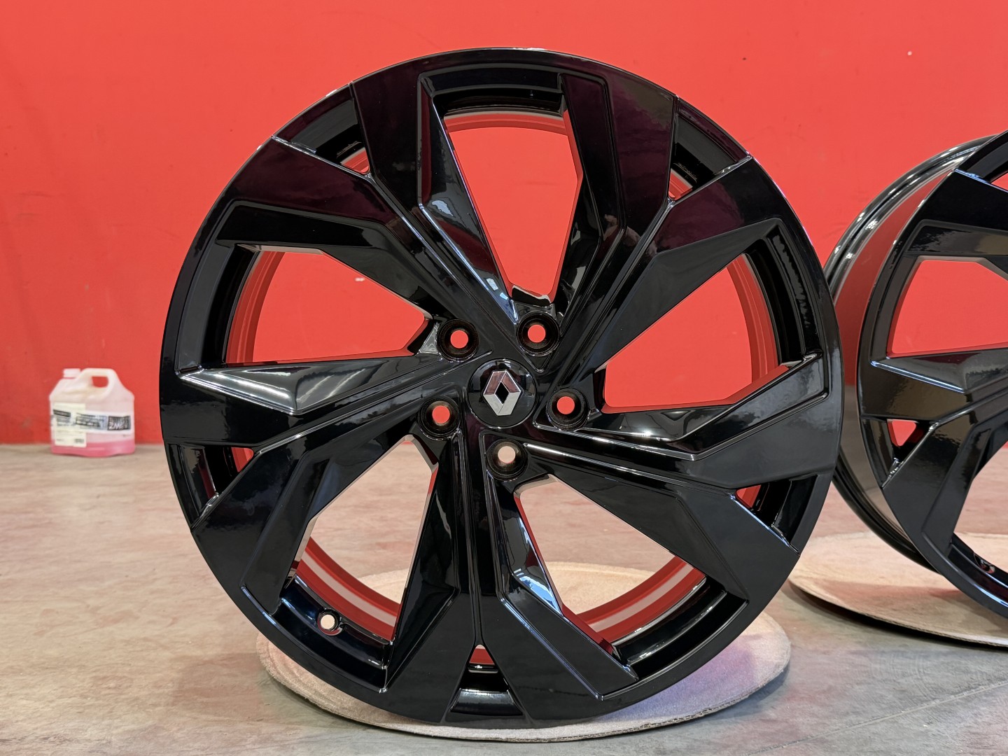 R20 5x114,3 (66,1) Original Reanult Austral Arkana Espace Scenic Talisman Rafale 8J ET40 OE 403001493R Black Glossy 