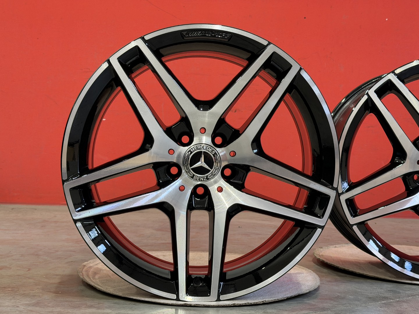 R19 5x112 Original Mercedes AMG S-Class W222 8.5J ET38 OE A2224010000 - 9.5J ET38 OE  A2224010100  - DVOJROZMER