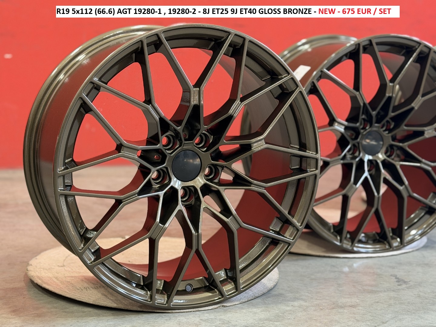 R19 5x112 (66.6) AGT 19280-1 , 19280-2 - 8J ET25 +  9J ET40 GLOSS BRONZE / DVOJROZMER