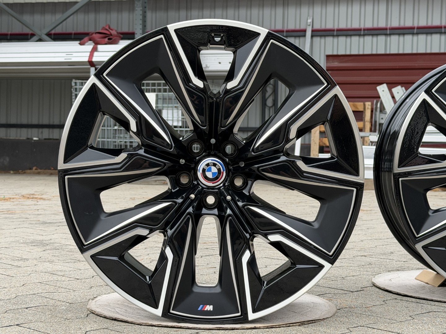 R21 5x112 Original BMW 7er i7 G70 M909 Aerodynamic 9J ET24 OE 5A41F78 - 10.5J ET44 OE 5A41F79 - DVOJROZMER