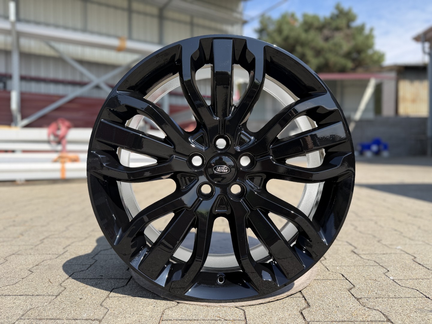 R21 5x120 Original Land Rover Range Rover Sport Style 5007   9.5J ET49 OE DK6M-1007-NA - Black Glossy