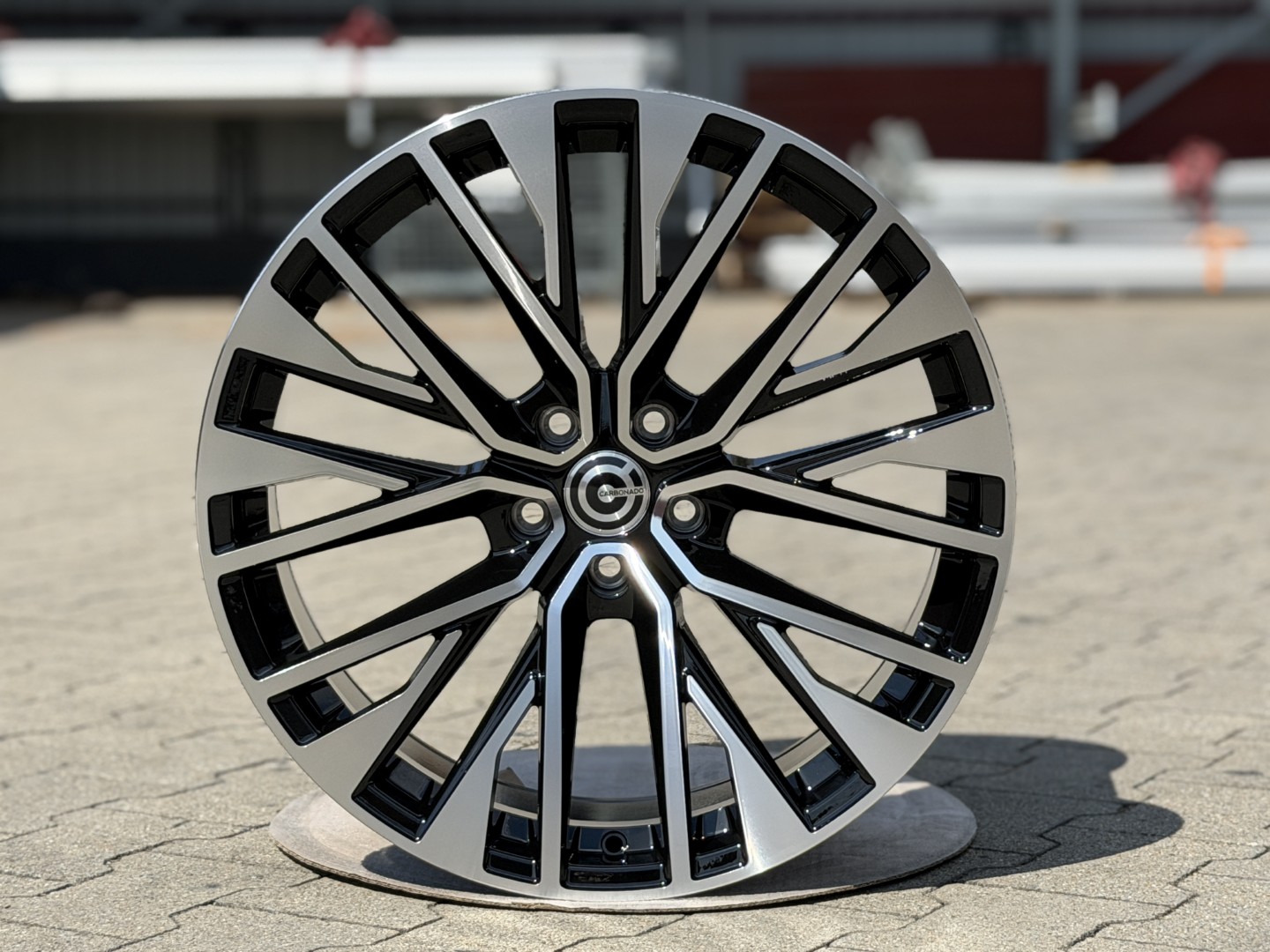 R20 5x112 (66,45) Carbonado LOOP BFP 9J ET30 