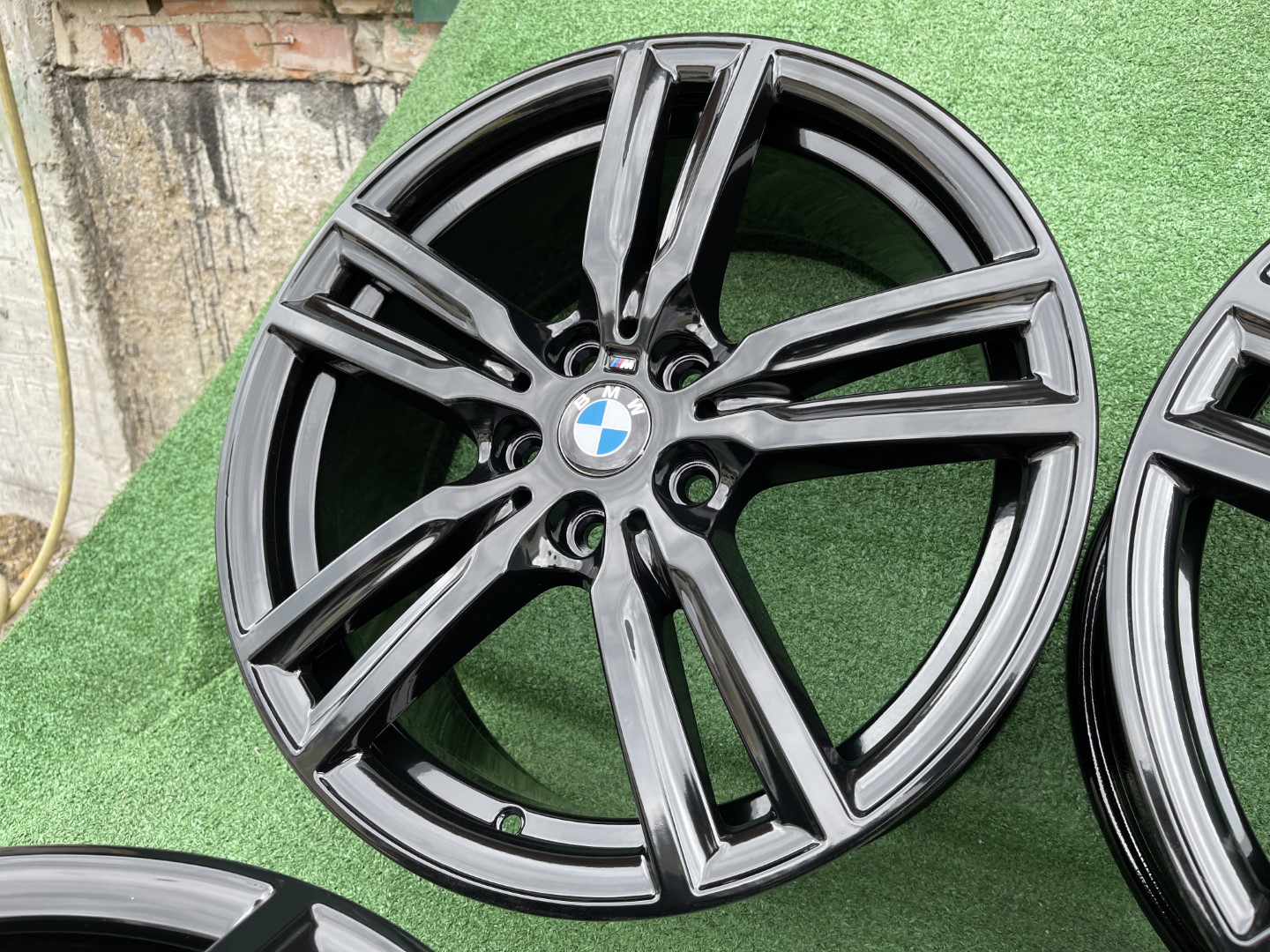 R18 5x112 (66.6) Original BMW Styling  M486  - 8J ET57  Black Mirror - F40, F41 