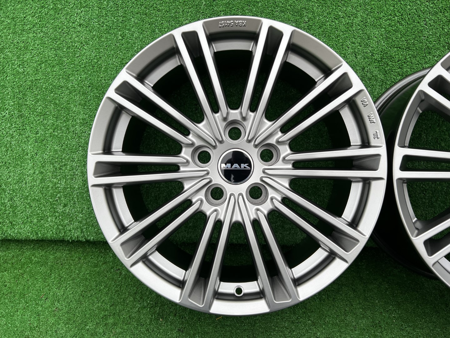 R18 5x120 (72,6) MAK YORK M-TITAN 8J ET41 NEW - for Land Rover  /  BMW